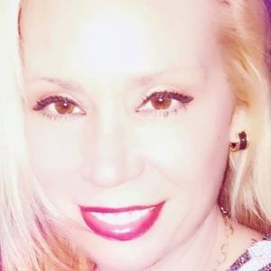 Meet your Posher, Corine